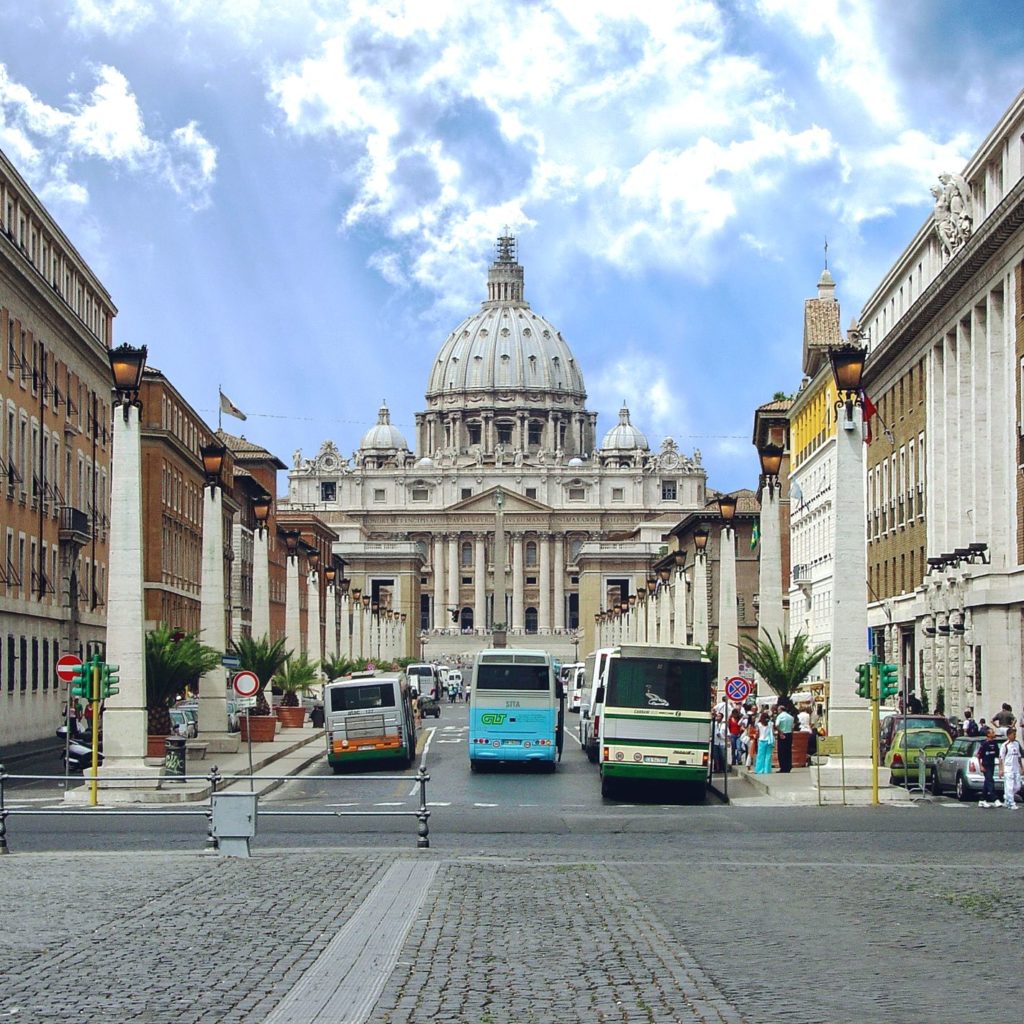Autobusová zastávka před Vatikánem