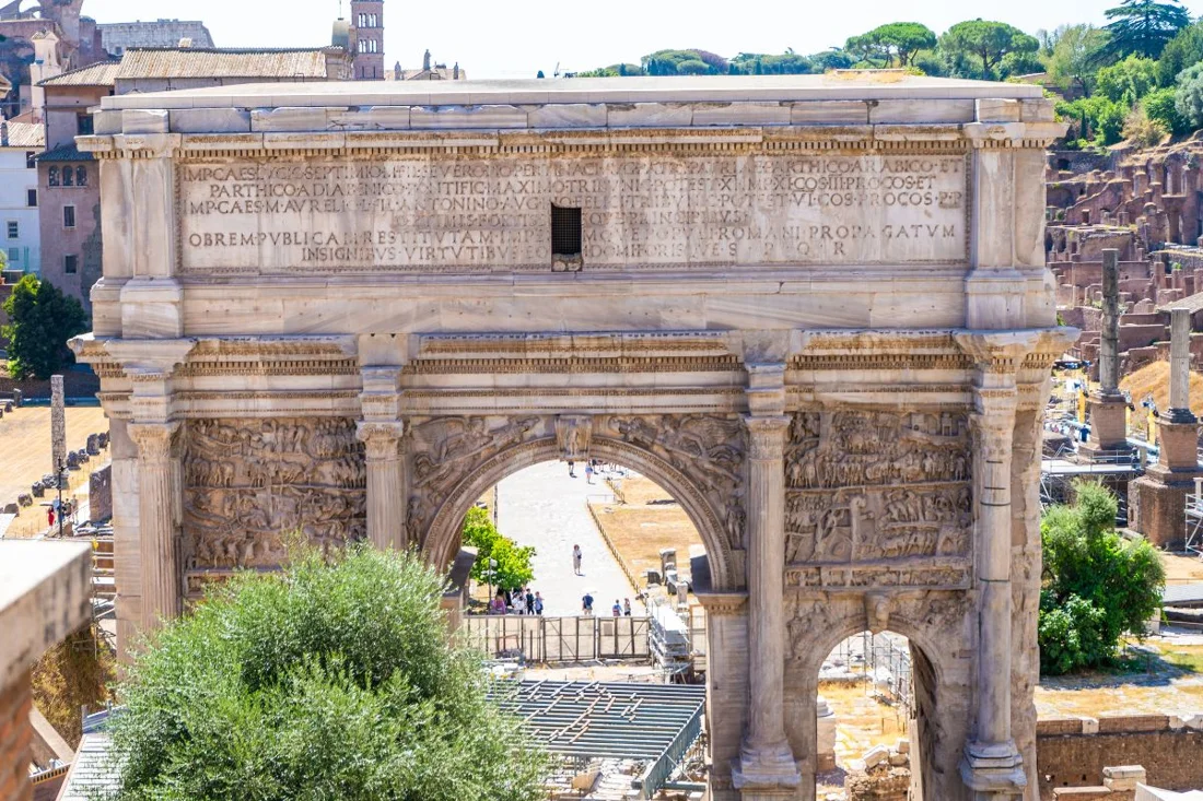 Oblouk Septimia Severa | Forum Romanum, Řím Oblouk Septimia Severa – Forum Romanum v Římě, místo v interaktivní mapě