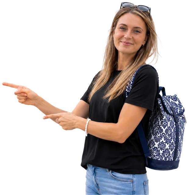 Lucie Strnadová ukazuje na nabídku gastromapy a průvodce po Římě